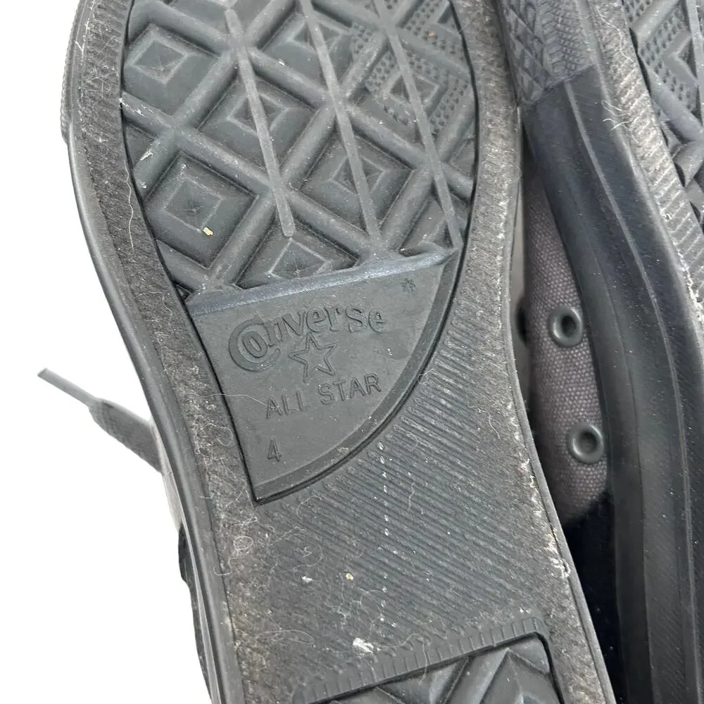 Converse Gray Black Slip On Low Top Sneakers Sz 4 Youth